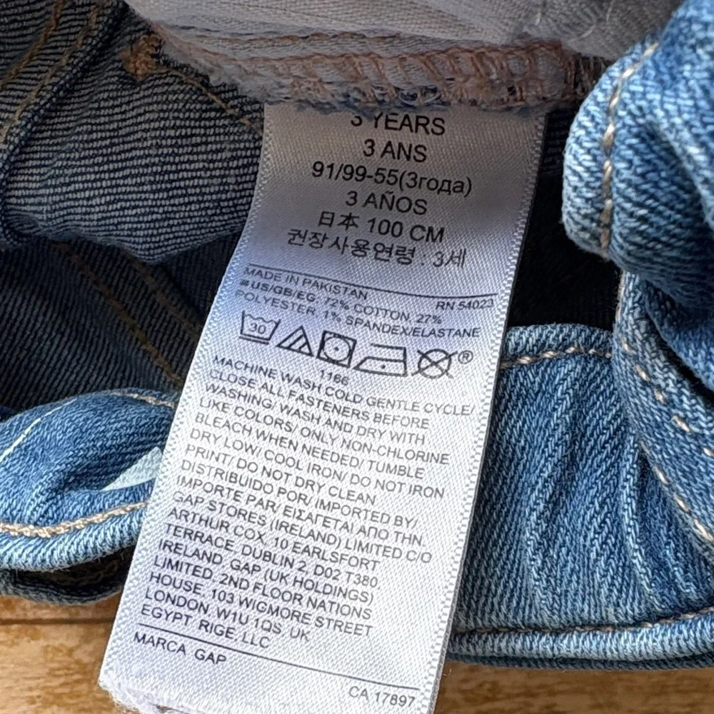 GAP Girls Distressed Jean Shorts 3t